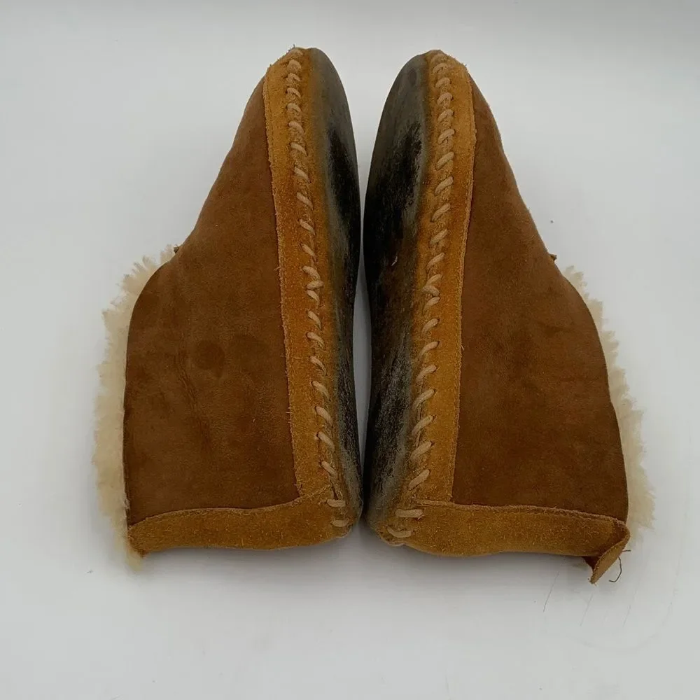 L.L. Bean suede leather wool lined moccasin style slippers Mens size 7 Woman 9